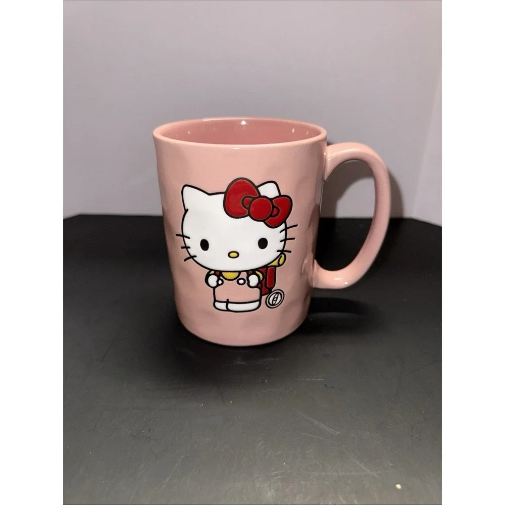 Sanrio HELLO KITTY 20O2 LOST HIKING PINK COFFEE MUG.. Don't Follow Me I'm Lost